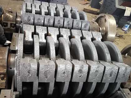 double rotary hammer mill